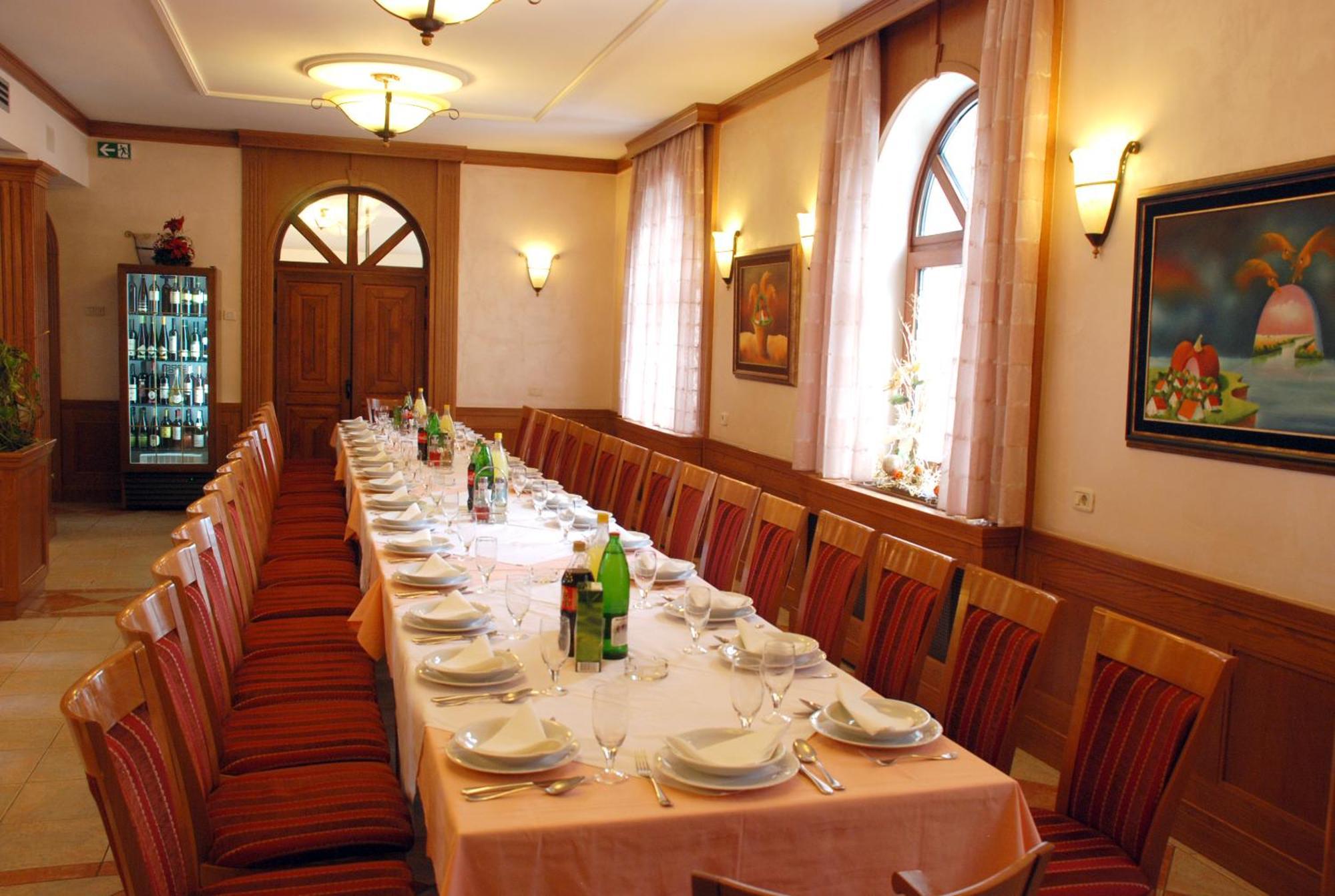 Hotel Sucevic Garni Belgrad Restaurant foto