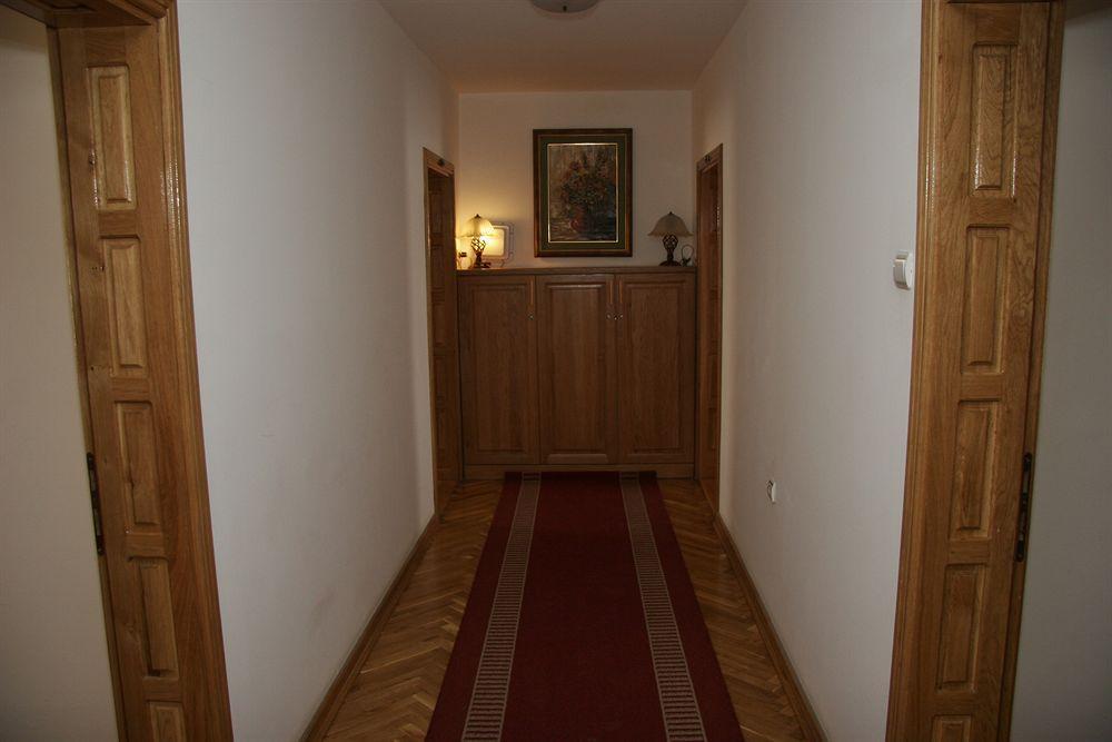 Hotel Sucevic Garni Belgrad Exterior foto
