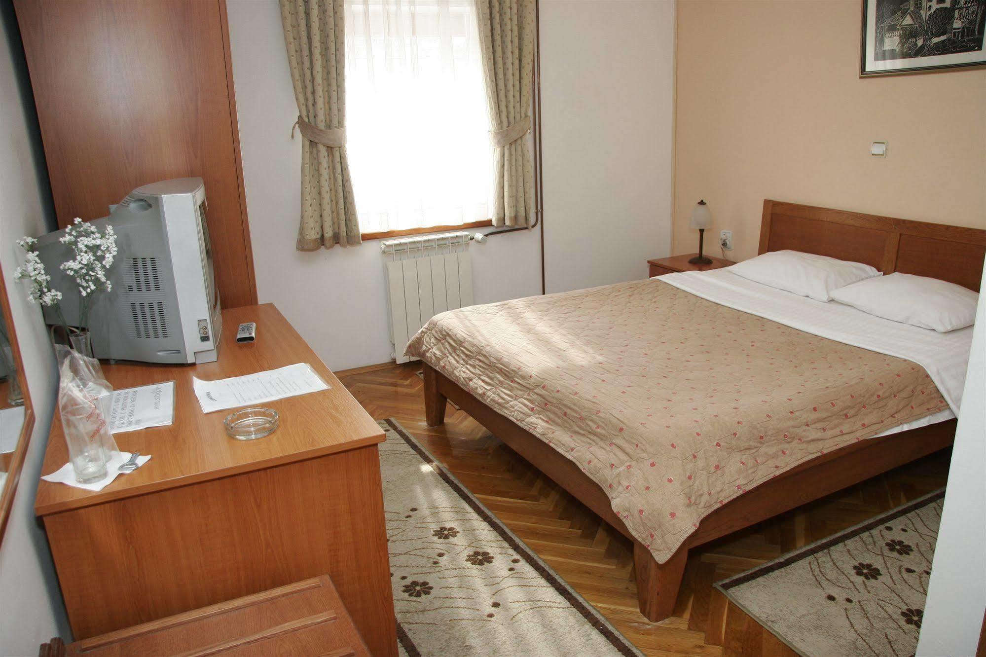 Hotel Sucevic Garni Belgrad Exterior foto