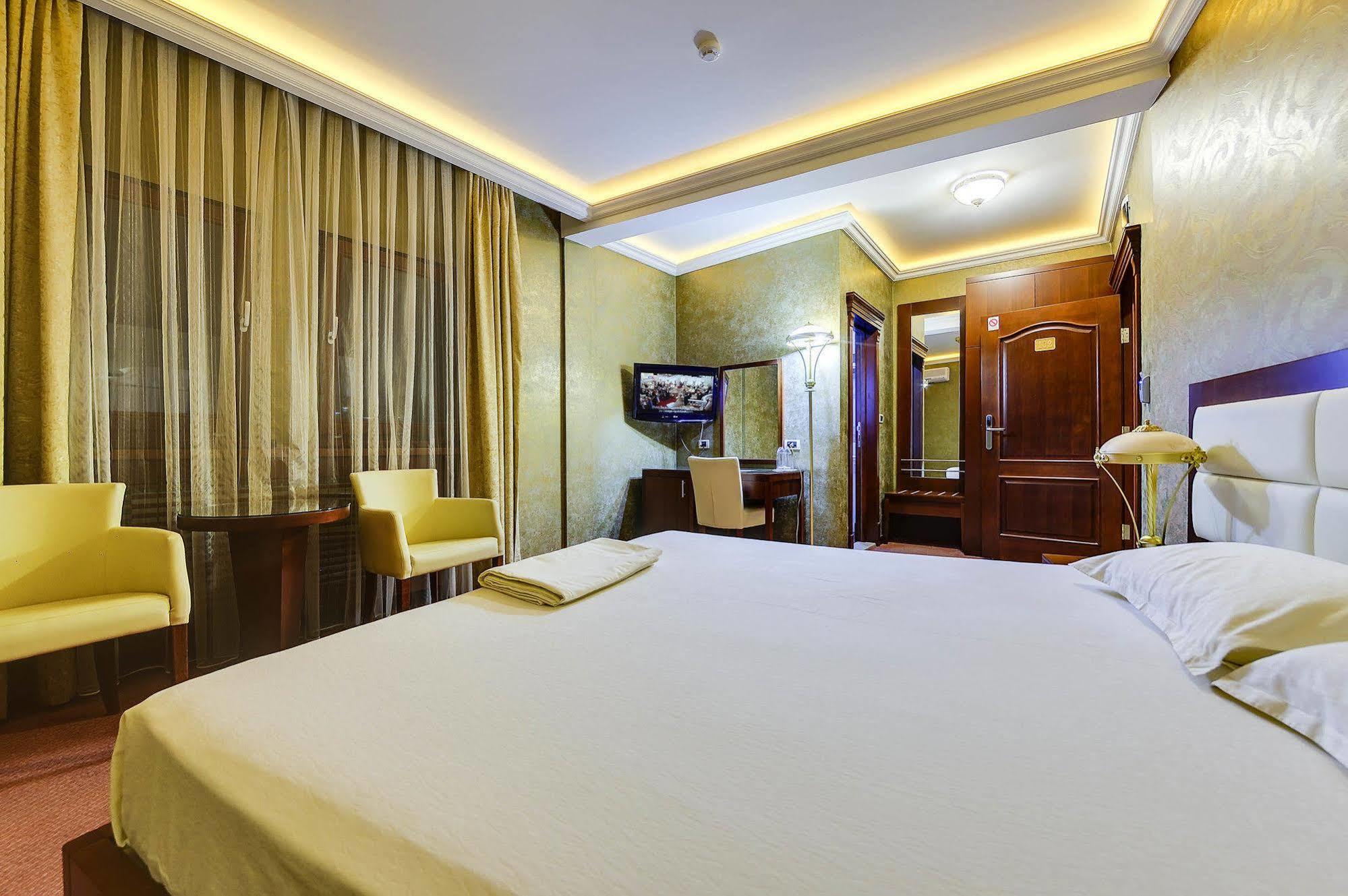 Hotel Sucevic Garni Belgrad Exterior foto